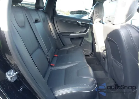 2015 Volvo Xc60 T6 R-Design Platinum from USA, damaged, VIN YV4902RS6F2638870